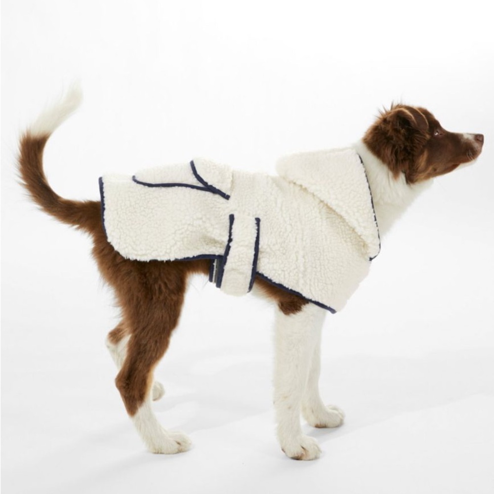 L.L.Bean Mountain Pile Fleece Jacket for Dogs Length Measures 15"